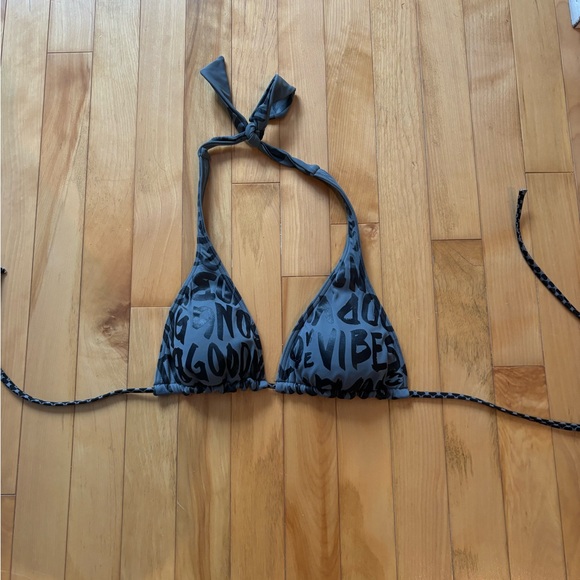 Billabong Other - Billabong Gray Triangle Bikini Top with Black Lettering